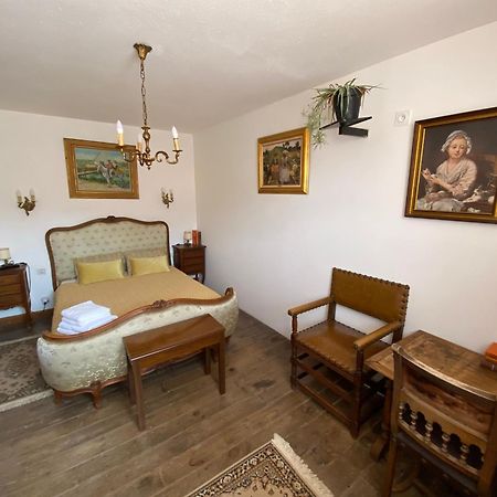 Os-Thel, Chambres A Louer Tautavel Exterior foto